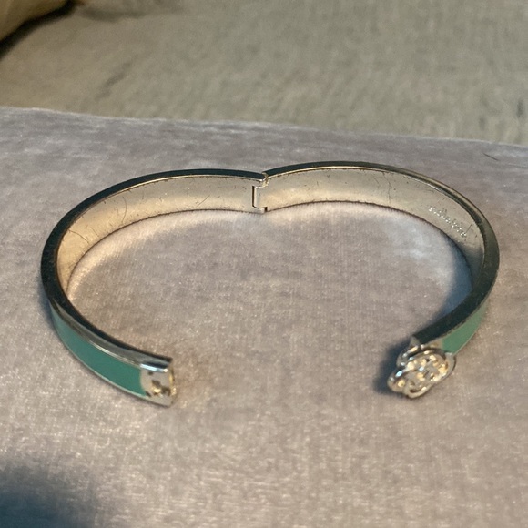 Stella and dot Lindsey hinged bangle bracelet - Picture 5 of 8